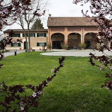 Agriturismo Tenuta Casteldardo Besenzone Zewnętrze zdjęcie