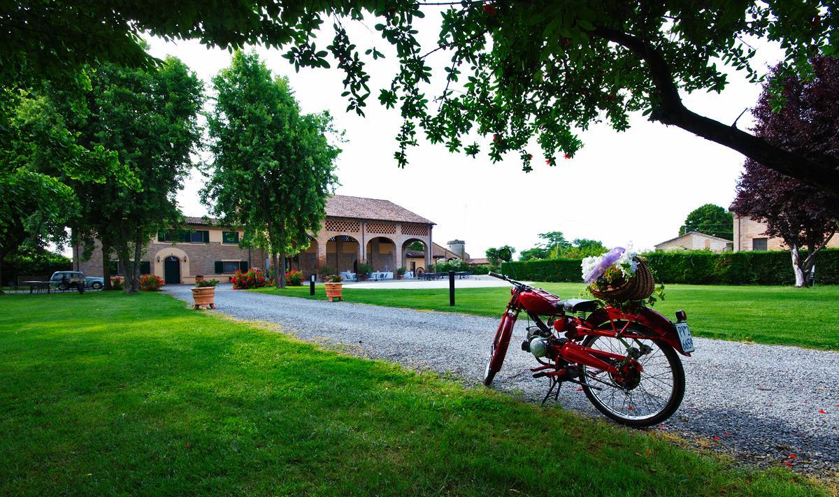 Agriturismo Tenuta Casteldardo Besenzone Zewnętrze zdjęcie